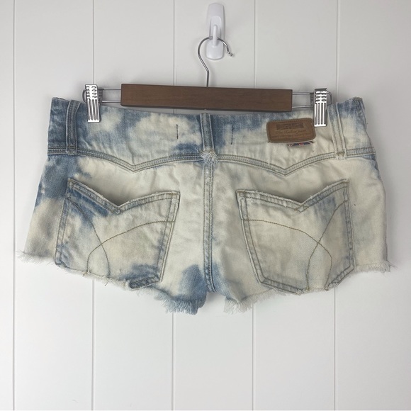 Hudson Shorts Size 30 - Picture 3 of 10